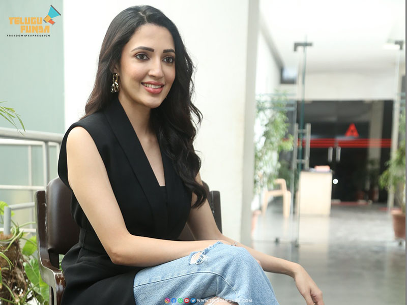 Neha Shetty: Black Dress_2